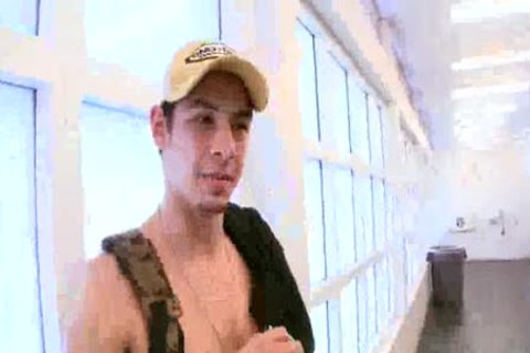 Kurt Wilde receives banged again