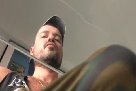 TIERY B. // PHOTO-PORNO-GRAPHER - Copyright / Solo Manly Biker Masturb