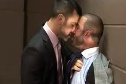 stunning Hunks sucking In The Office