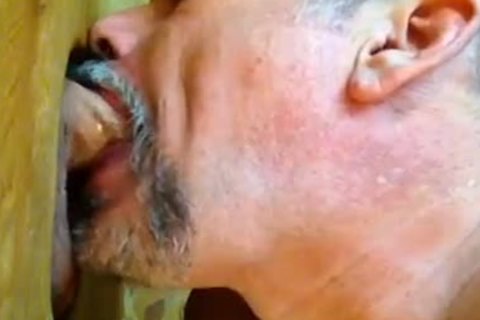 This Set Of Equipment Has A Real Heft To It! From That giant, powerful 10-Pounder To Those Swinging, Low Nuts, This Is Quite The Hearty Snack!