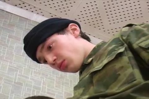 A young Army guy acquires His 10-Pounder Sucked