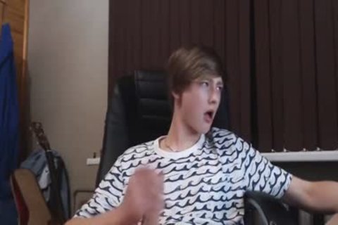 dirty Blond teen lengthy webcam Show 002