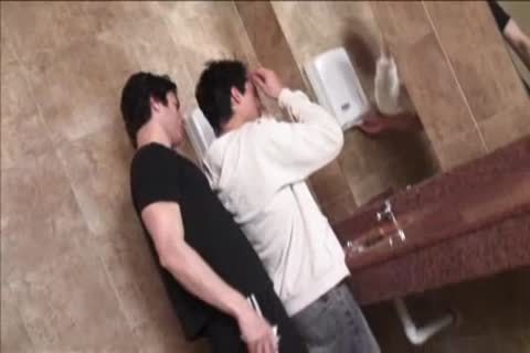 throne-room pound Three