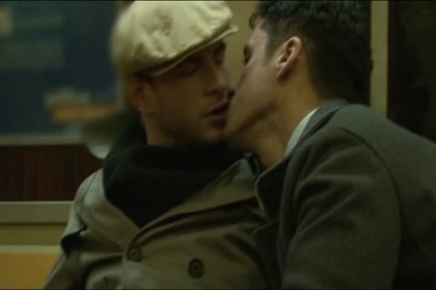 twink Sucks giant weenie On Subway!