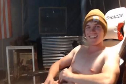 twink With Blue Eyes wanking In Live