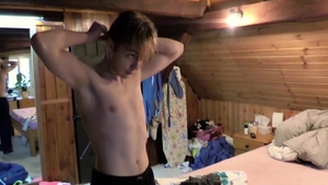 CzechHunter.com: Super slim amateur reality blowjob cum indoor