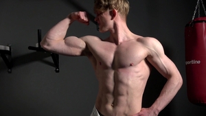 EastBoys: Hard ramming & too cute straight guy