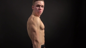 EastBoys.com: Muscle enjoys hardcore sex