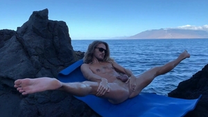 AlternaDudes: Long haired nailed by huge balls daddy