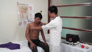 Doctor Twink: Raw fucking as well as stiff asian doctor Freddy