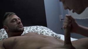 Bro Seeking Bro: Muscled roommate Tobias helps with raw sex