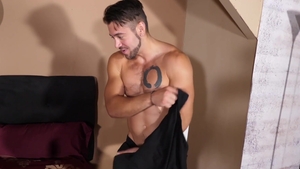 ManUpFilms: Gay Dante Colle hard begging