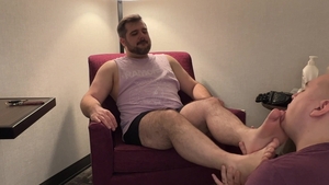 TicklishChubs.com: Erotic foot teasing