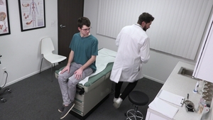 DoctorTapes: Dakota's Injections Turn Wild