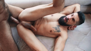 Bromo: Beards of Passion in a Dirty Encounter