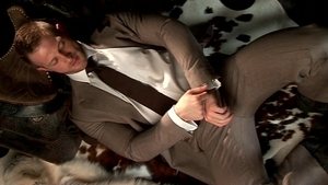 menatplay: Retro 70s Suit Filling Up with Paul