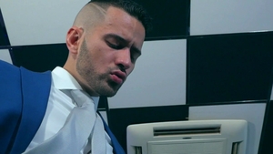 menatplay: The Ultimate Business Handshake