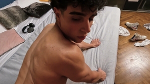 He Lets Big Dick Breed Him Bareback